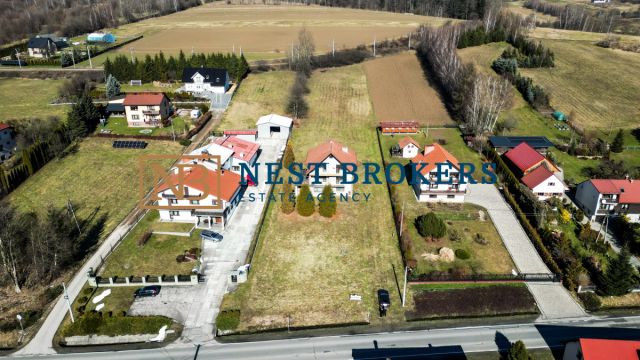 dom wolnostojący, 6 pokoi Zakrzów. Zdjęcie 5