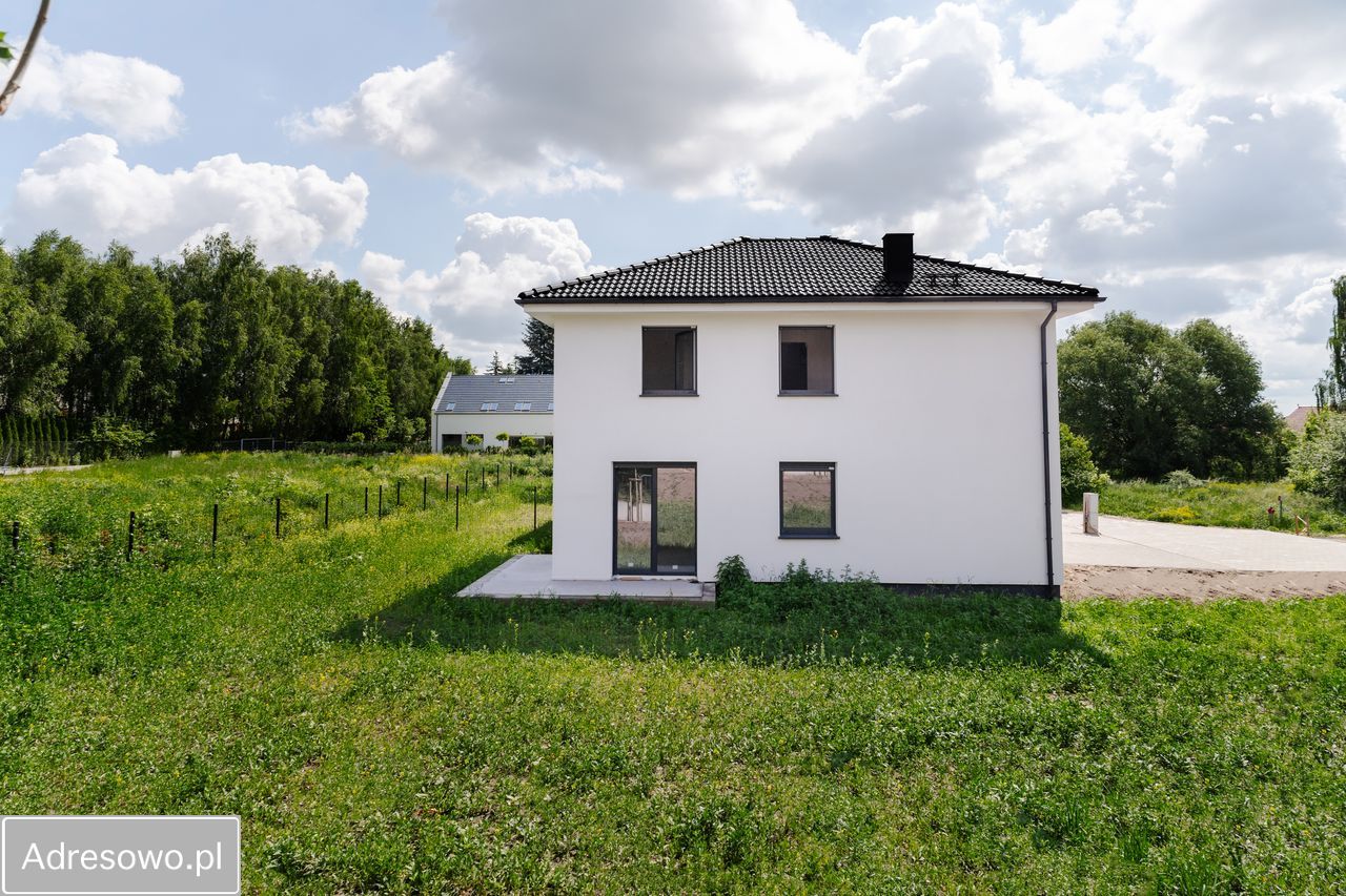 bliźniak, 5 pokoi Poznań Morasko, ul. Morasko. Zdjęcie 3