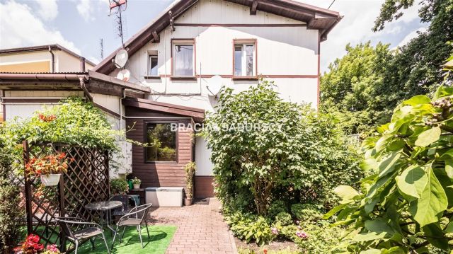 dom wolnostojący, 6 pokoi Chrzanów Centrum, ul. Kadłubek. Zdjęcie 3