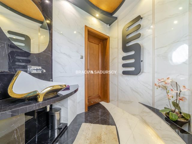 dom wolnostojący, 5 pokoi Myślenice Zarabie, ul. Bukowa. Zdjęcie 26