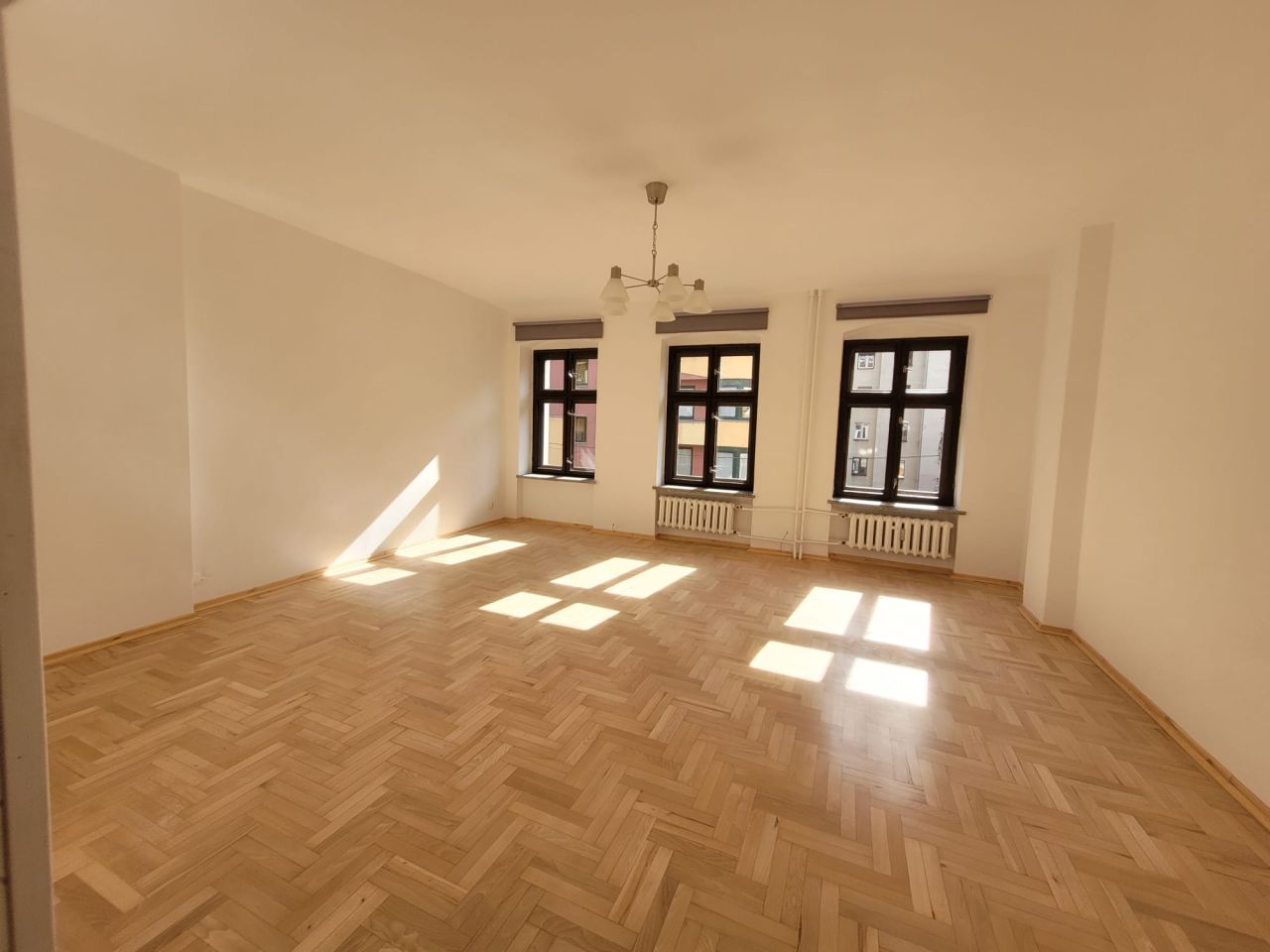 Mieszkanie 3-pokojowe Wrocław Plac Grunwaldzki, ul. Piwna. Zdjęcie 2