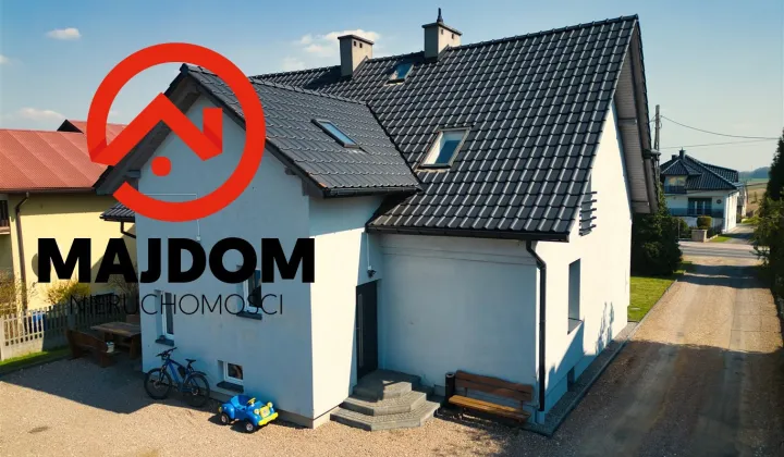 dom wolnostojący, 8 pokoi Piotrowice