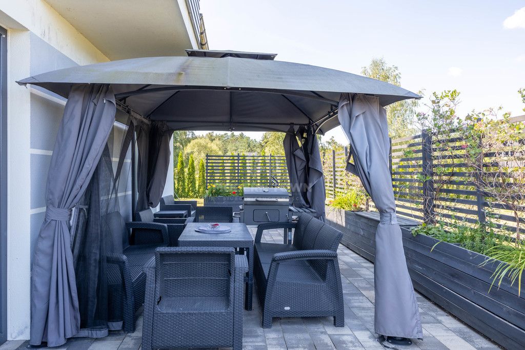 dom wolnostojący, 5 pokoi Nowe Miasto. Zdjęcie 17