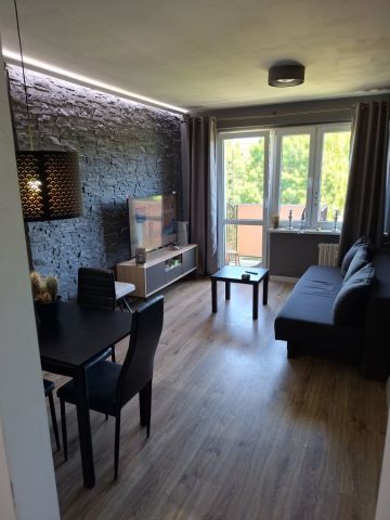 Mieszkanie 3-pokojowe Leszno, ul. Czechosłowacka. Zdjęcie 1