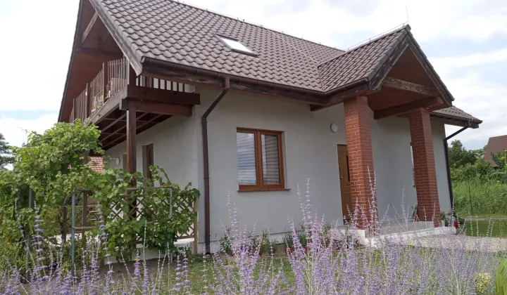 dom wolnostojący, 5 pokoi Wojnowice, ul. Kwiatowa