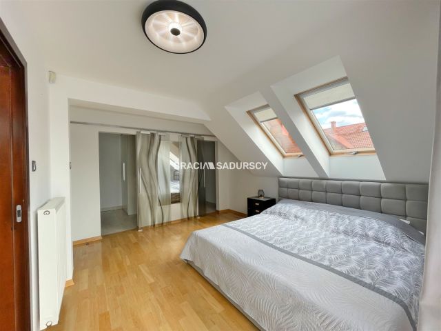 dom wolnostojący, 6 pokoi Kraków Sidzina, ul. Adama Prażmowskiego. Zdjęcie 14