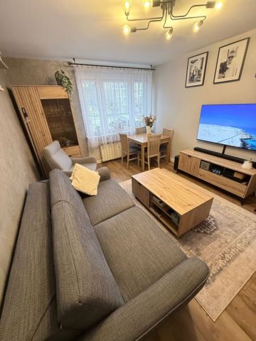 Mieszkanie 2-pokojowe Tarczyn, os. Ustronie. Zdjęcie 1