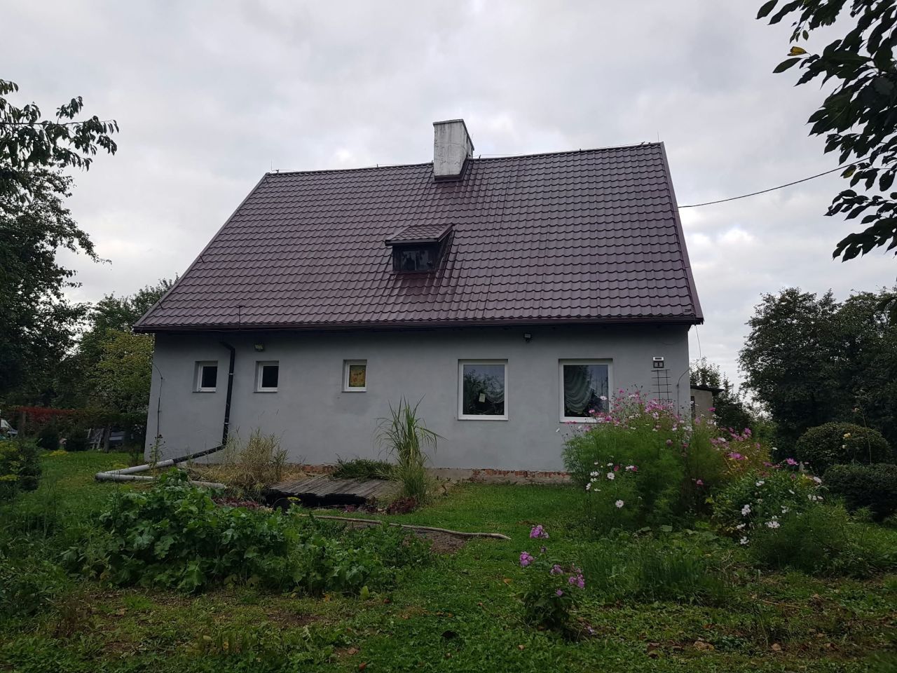 dom wolnostojący, 5 pokoi Zalesie. Zdjęcie 1