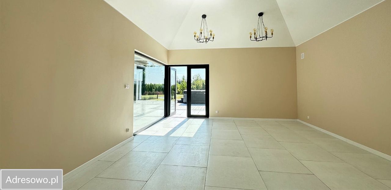 dom wolnostojący, 5 pokoi Radomsko. Zdjęcie 6