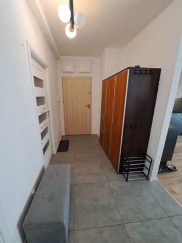 Mieszkanie 3-pokojowe Złotniki. Zdjęcie 9