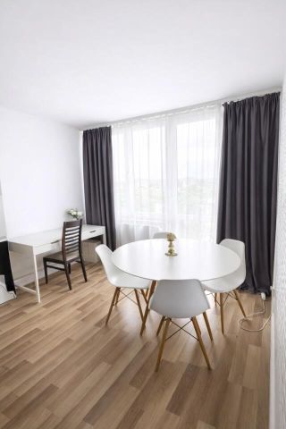 Mieszkanie 3-pokojowe Warszawa Targówek, ul. Łabiszyńska. Zdjęcie 2