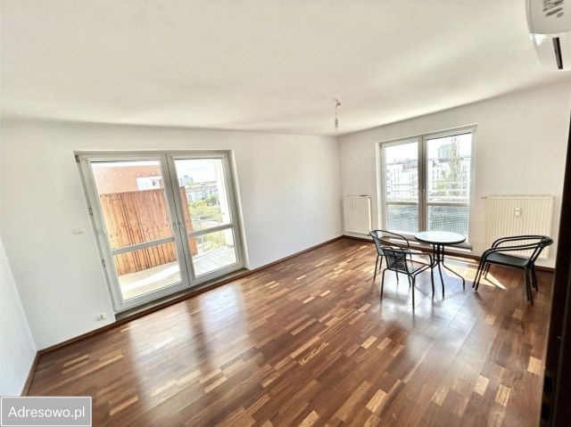 Mieszkanie 2-pokojowe Poznań Nowe Miasto, ul. Katowicka. Zdjęcie 1