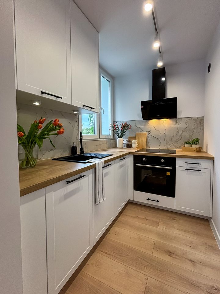 Mieszkanie 2-pokojowe Łódź Dąbrowa, ul. Juliusza Kossaka. Zdjęcie 2