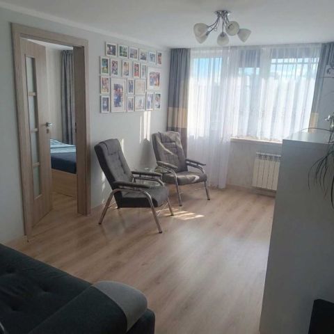 Mieszkanie 3-pokojowe Skierniewice Centrum, ul. Ryszarda Kaczorowskiego. Zdjęcie 1