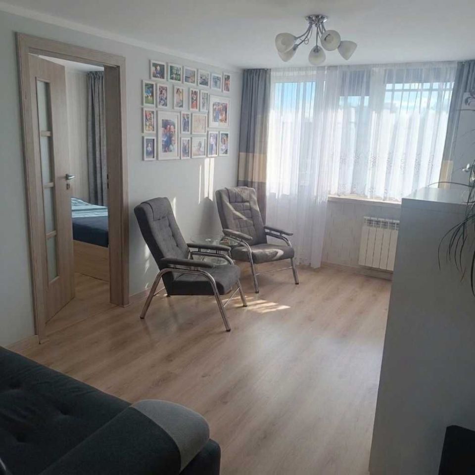 Mieszkanie 3-pokojowe Skierniewice Centrum. Zdjęcie 1