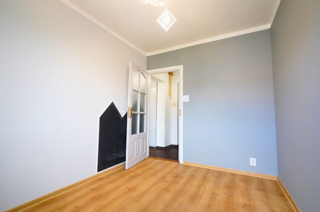 Mieszkanie 3-pokojowe Częstochowa Tysiąclecie, ul. Broniewskiego. Zdjęcie 3