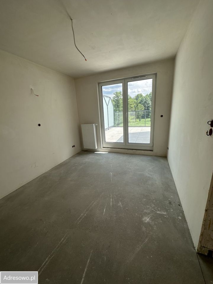 Mieszkanie 4-pokojowe Kostomłoty Pierwsze. Zdjęcie 4