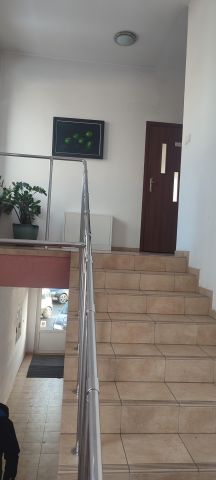 Biuro Jelenia Góra Centrum, ul. Groszowa. Zdjęcie 1