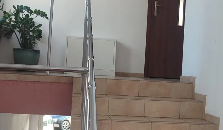 Biuro Jelenia Góra Centrum, ul. Groszowa