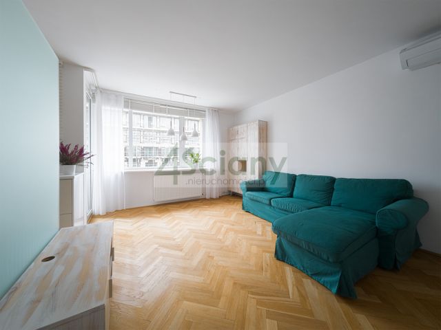 Mieszkanie 3-pokojowe Warszawa Śródmieście, ul. Mordechaja Anielewicza. Zdjęcie 1