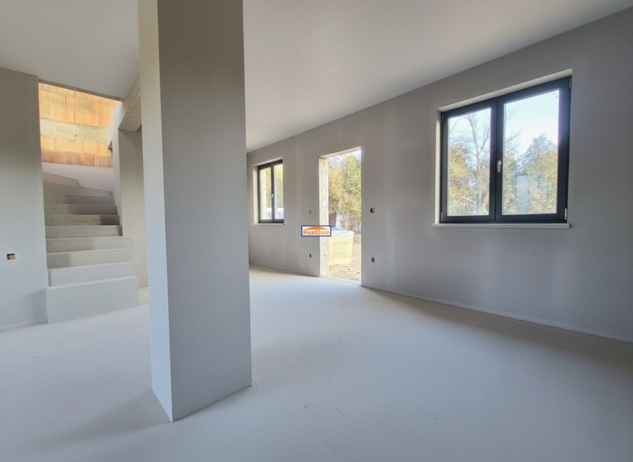 bliźniak, 4 pokoje Wielka Wieś. Zdjęcie 3