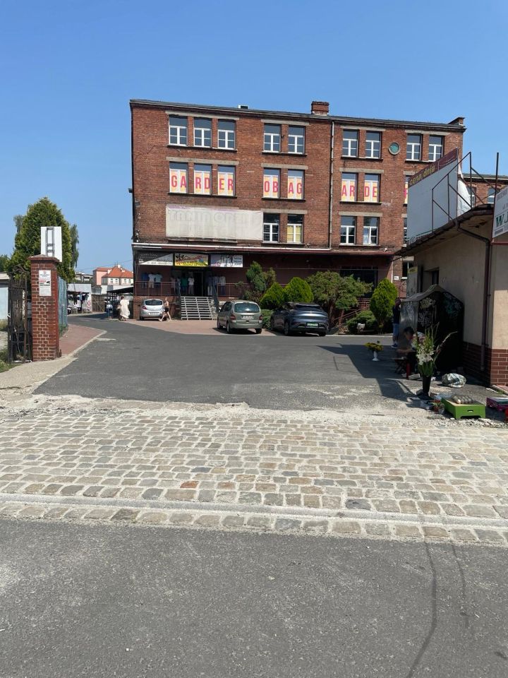 Lokal Brzeg Centrum, ul. Trzech Kotwic. Zdjęcie 1
