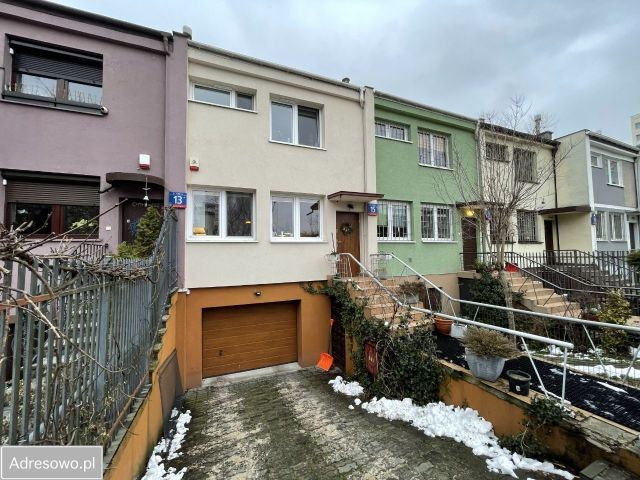 dom szeregowy, 5 pokoi Warszawa Saska Kępa, ul. Indyjska. Zdjęcie 1