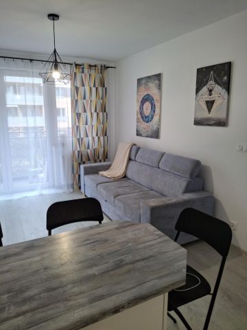 Mieszkanie 3-pokojowe Wrocław Stare Miasto, ul. Tęczowa. Zdjęcie 1