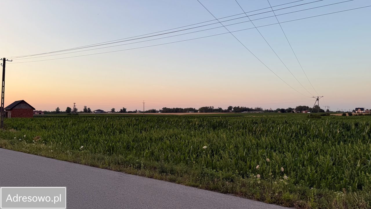 Działka budowlana Woźniaków. Zdjęcie 1