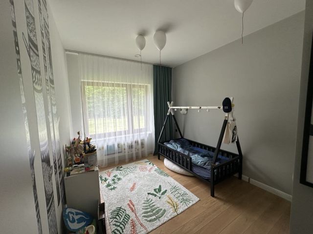 dom wolnostojący, 5 pokoi Złotokłos. Zdjęcie 9