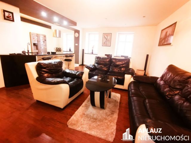 Mieszkanie 3-pokojowe Jelenia Góra Centrum. Zdjęcie 2