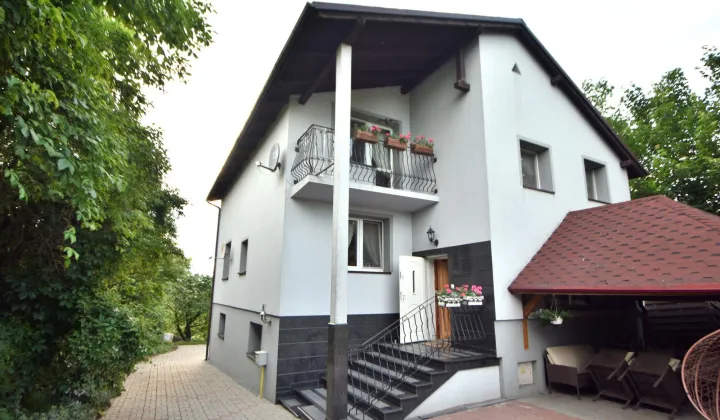 dom wolnostojący, 4 pokoje Smołdzino, ul. Jeziorna