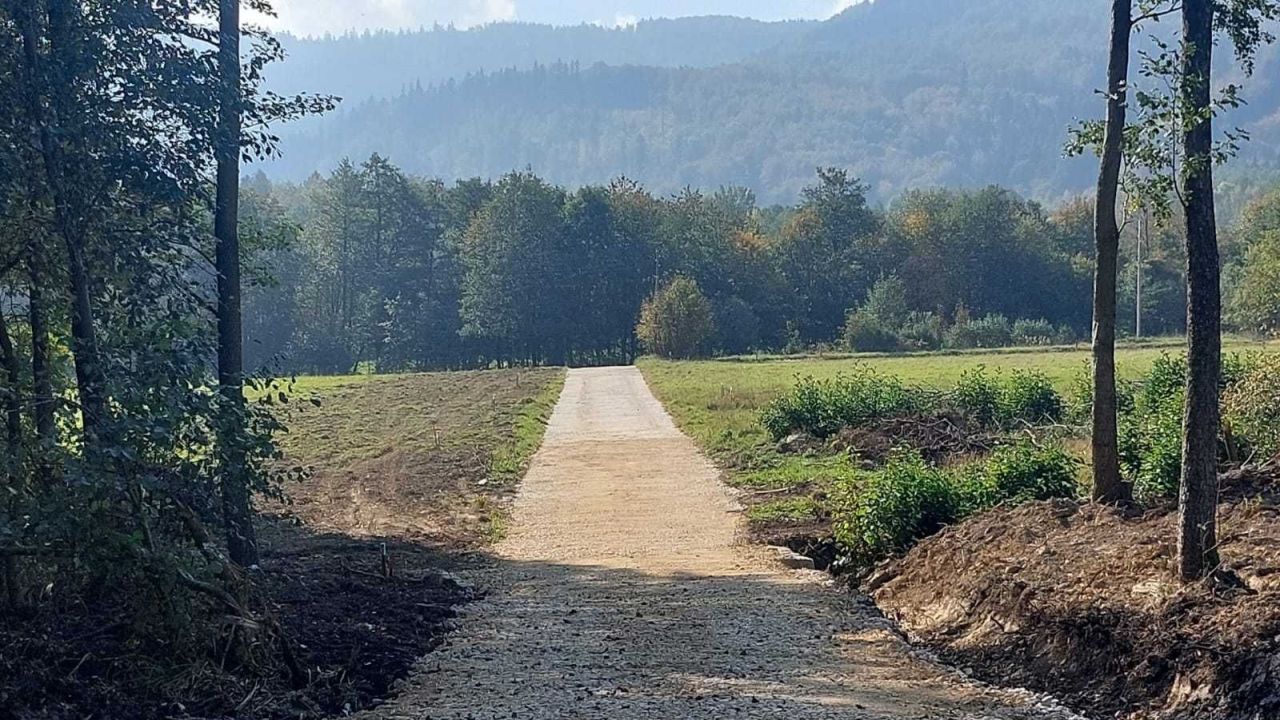 Działka budowlana Stara Łomnica. Zdjęcie 2