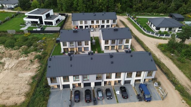 dom szeregowy, 5 pokoi Grabówka. Zdjęcie 6