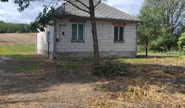 dom wolnostojący, 3 pokoje Mościska