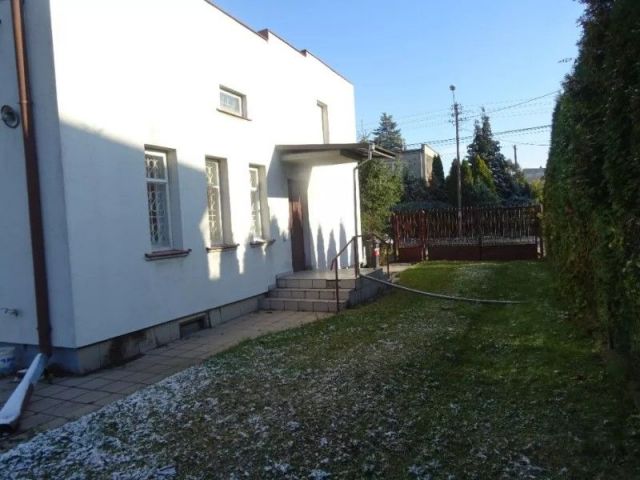 dom wolnostojący Piastów, ul. Stanisława Moniuszki. Zdjęcie 1