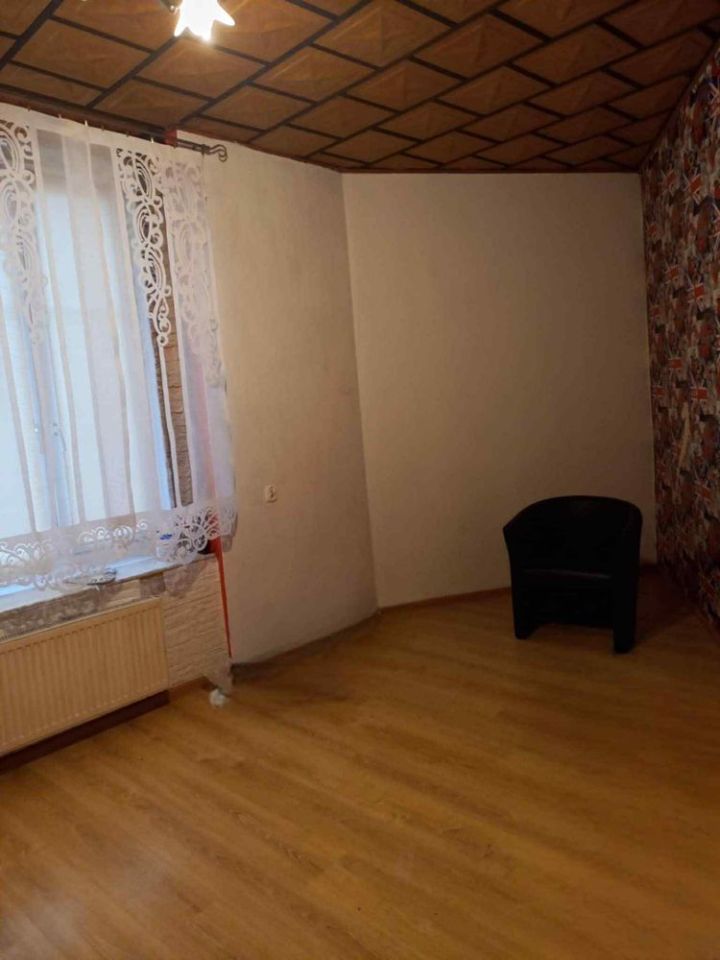 Mieszkanie 4-pokojowe Głogówek. Zdjęcie 4