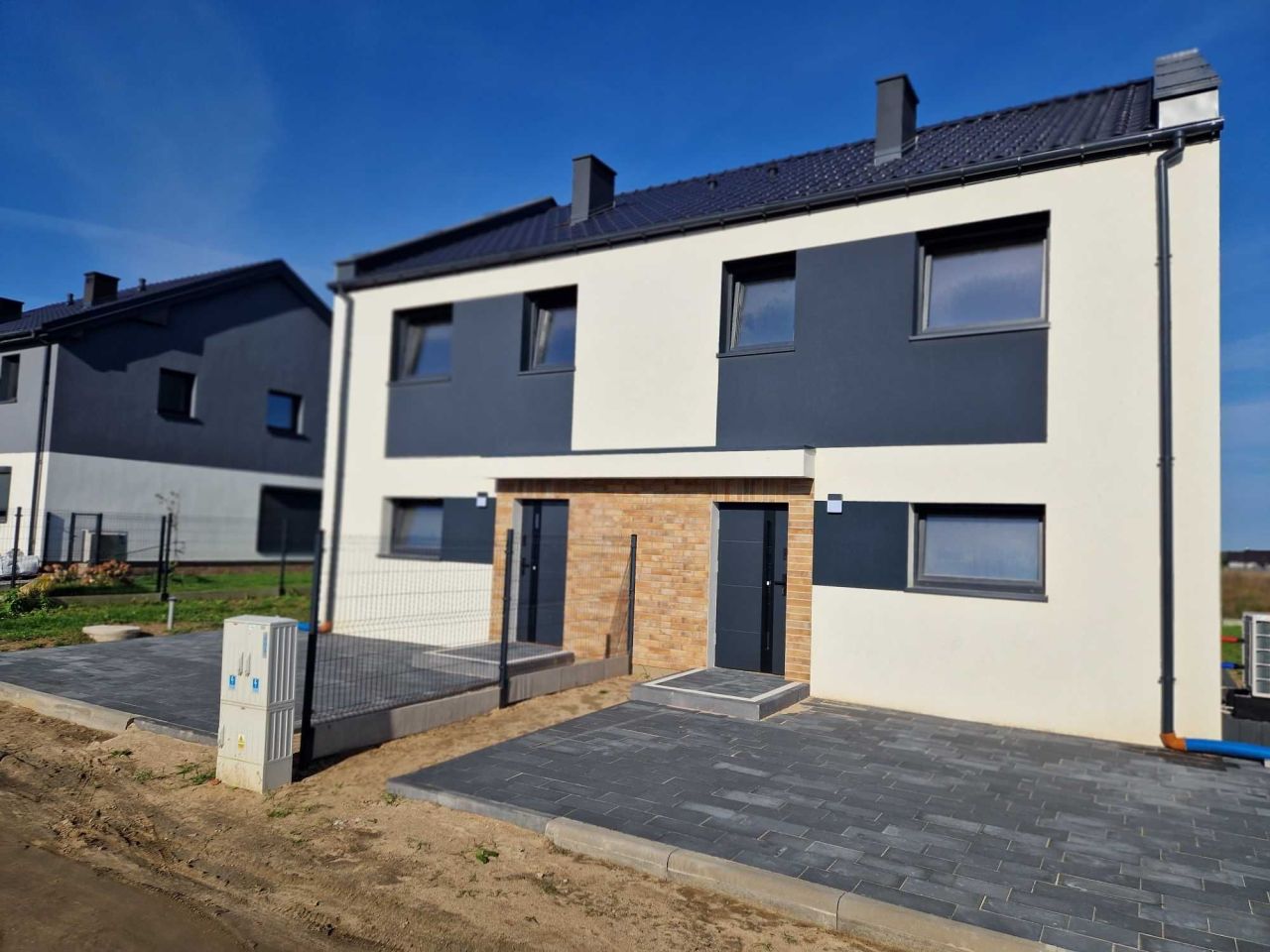 bliźniak Grzędzice, ul. Bajkowa. Zdjęcie 4