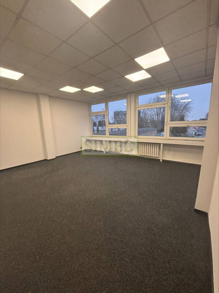 Biuro Warszawa Włochy. Zdjęcie 2