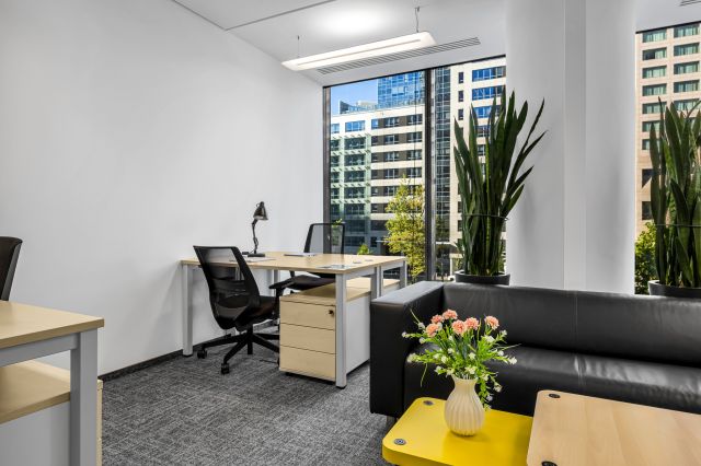 Biuro Warszawa Śródmieście, al. Jana Pawła II. Zdjęcie 1