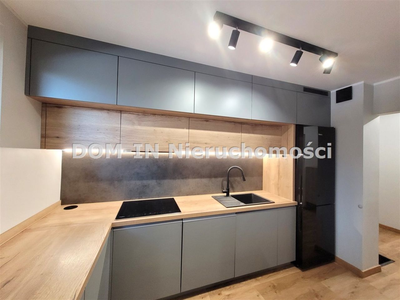 Mieszkanie 3-pokojowe Jastrzębie-Zdrój, ul. Bogoczowiec. Zdjęcie 3