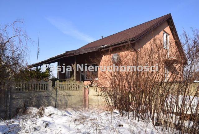 dom wolnostojący, 5 pokoi Radzanowo, ul. Płocka. Zdjęcie 1