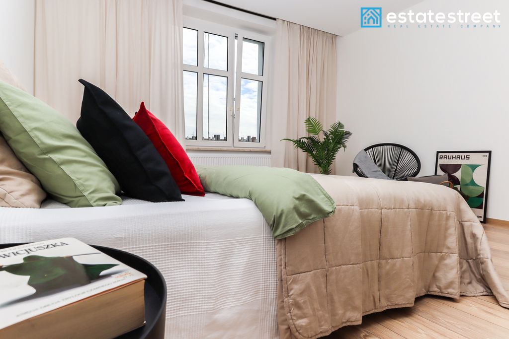 Mieszkanie 3-pokojowe Katowice Śródmieście, pl. Oddziałów Młodzieży Powstańczej. Zdjęcie 10