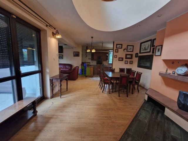 dom wolnostojący, 7 pokoi Kiełczów. Zdjęcie 12