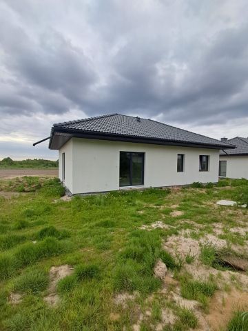 dom wolnostojący, 4 pokoje Wolica. Zdjęcie 1