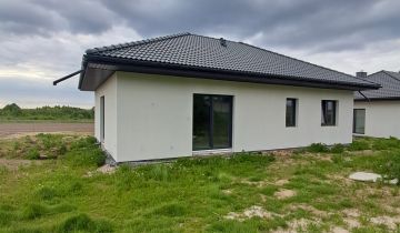 dom wolnostojący, 4 pokoje Wolica