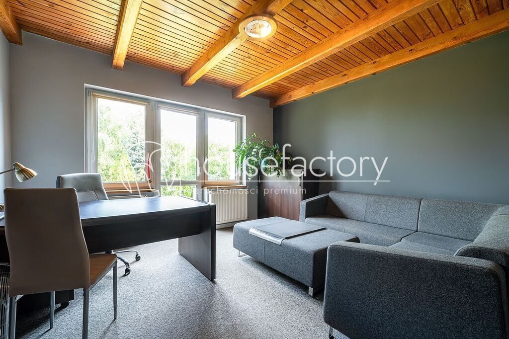 dom wolnostojący, 9 pokoi Łódź Stare Rokicie, ul. Holownicza. Zdjęcie 2