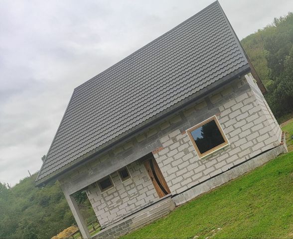 dom wolnostojący, 5 pokoi Siarzewo. Zdjęcie 1