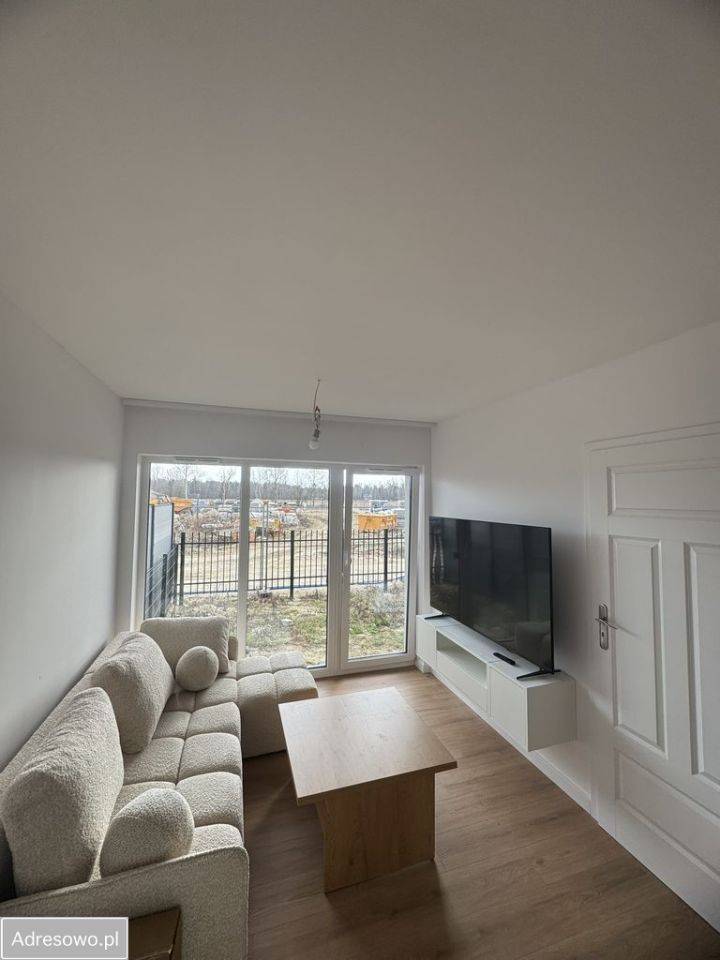 Mieszkanie 2-pokojowe Łomna-Las, ul. Wiśniowa. Zdjęcie 1