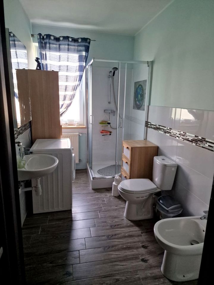 dom letniskowy, 5 pokoi Zaborówiec, ul. Szczupakowa. Zdjęcie 3